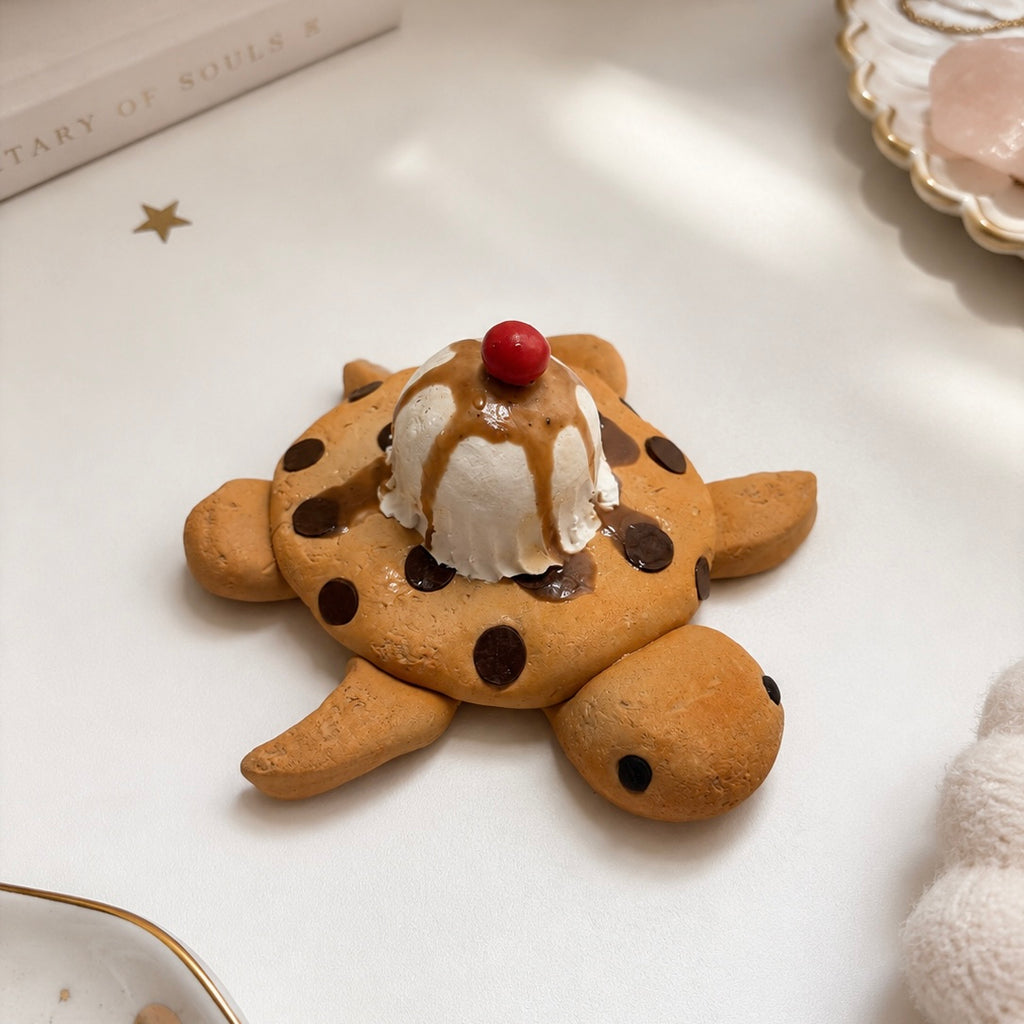 Sundae Shell Figurine