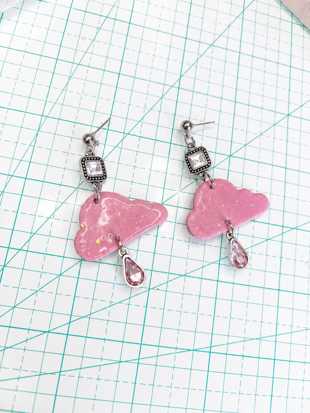 [EARRINGS] Pink Opalescent Cloud & Rose Quartz Teardrop Earrings | Cute Handmade Jewelry | Handmade Kawaii Gift