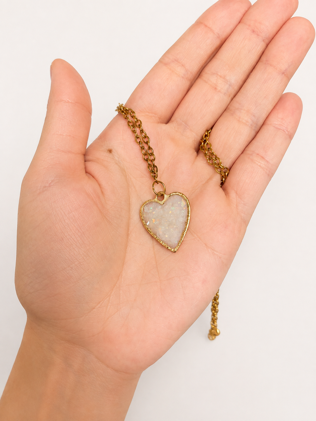 [NECKLACES] Opalescent Golden Heart Necklace | Cute Polymer Clay Jewelry | Handmade Kawaii Gift