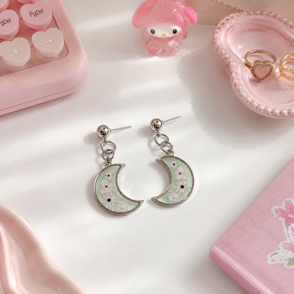 [EARRINGS] Floral Moon Earrings | Cute Handmade Jewelry | Handmade Kawaii Gift