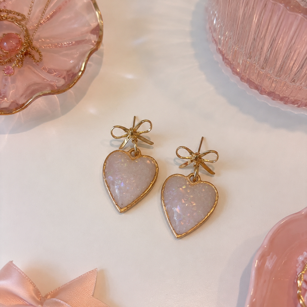 [EARRINGS] Opalescent Golden Heart Earrings | Cute Polymer Clay Jewelry | Handmade Kawaii Gift